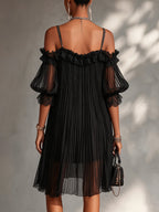 Alessandra | Robe noire confortable avec de la dentelle