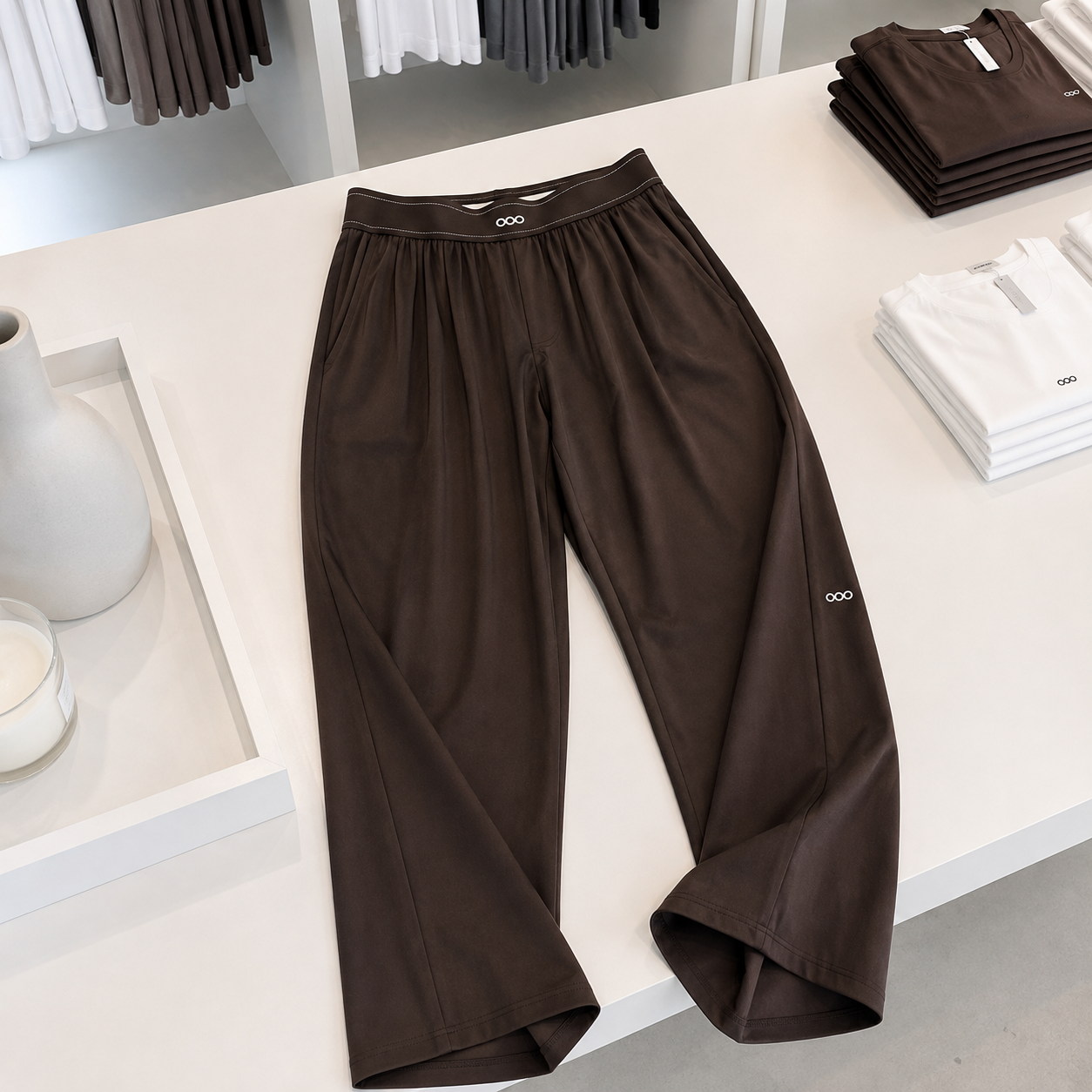 Atmungsaktive weite Hose mit geradem Bein
