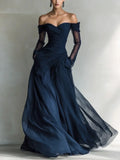 Eleonora • Robe longue à épaules dénudées et inserts en dentelle