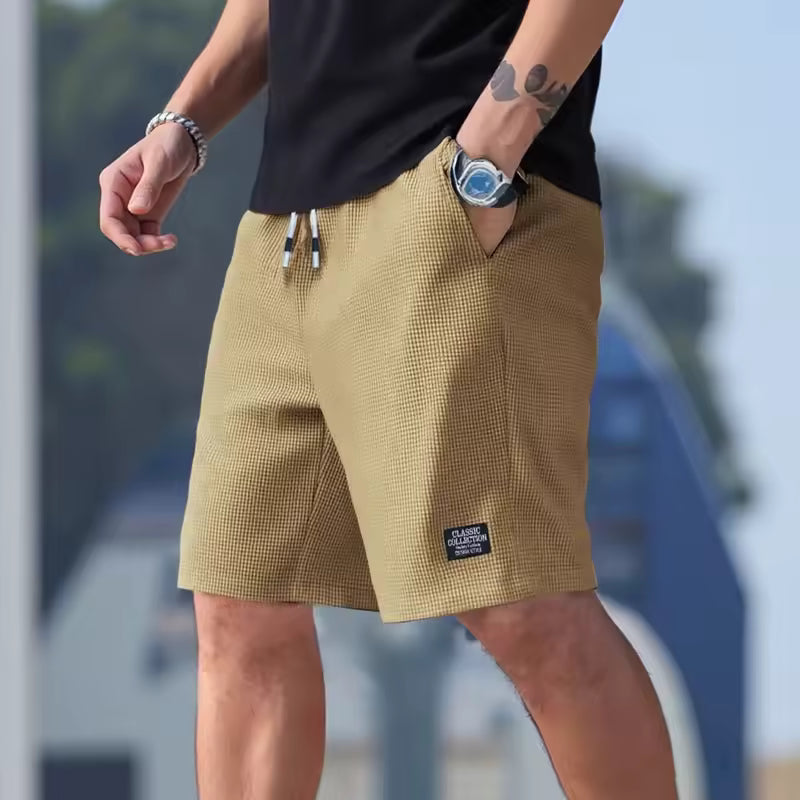 Nathan | Atmungsaktive Shorts für Alltag und Sport