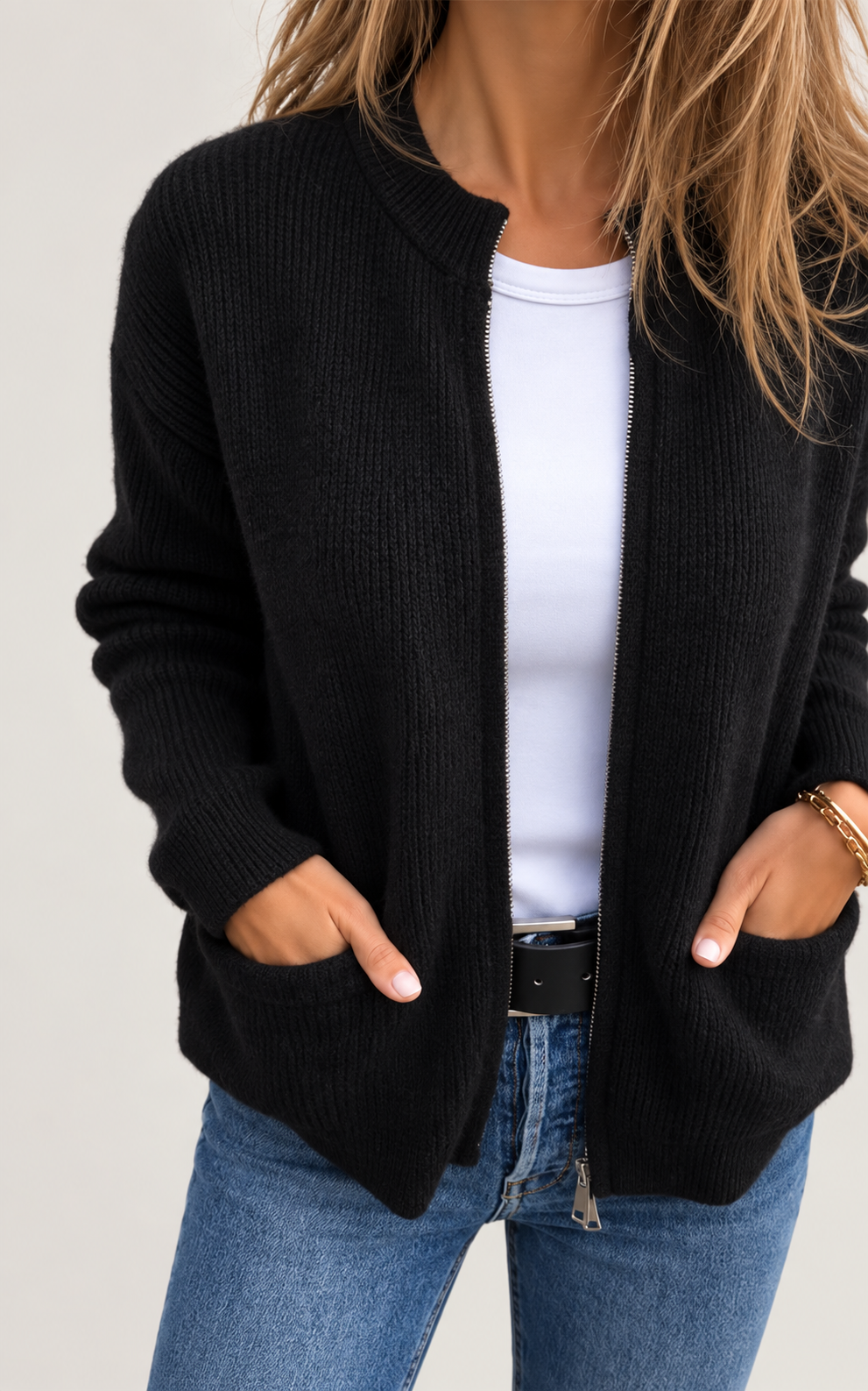 Carina | Elegante Strickjacke mit Stehkragen